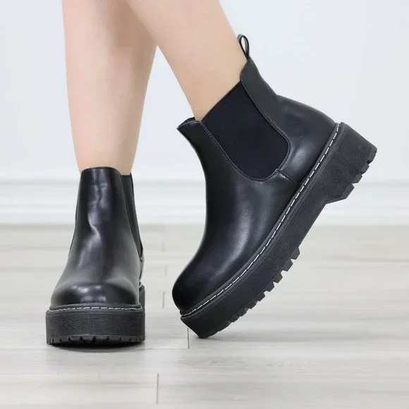 Womens Combat Boots Slip On Platform Chelsea Bootie Chunky Lugged Sole - Picture 2 of 13